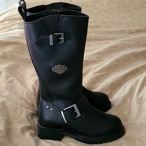 NWT Women's Harley Davidson boots